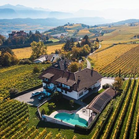 Strahlerhof Apartment Appiano Sulla Strada Del Vino Bagian luar foto