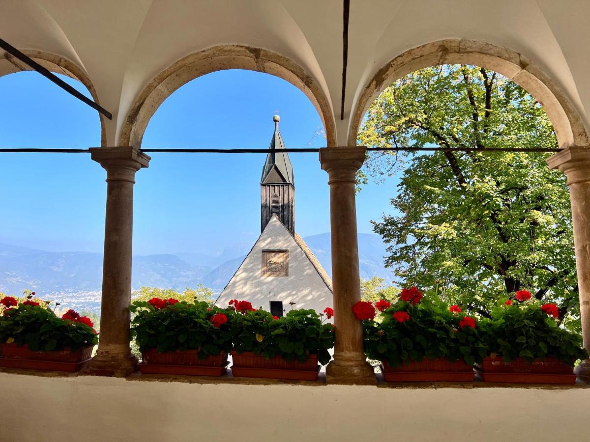 Strahlerhof Apartment Appiano Sulla Strada Del Vino Bagian luar foto
