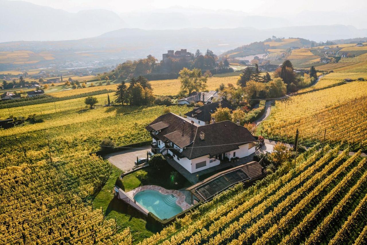 Strahlerhof Apartment Appiano Sulla Strada Del Vino Bagian luar foto